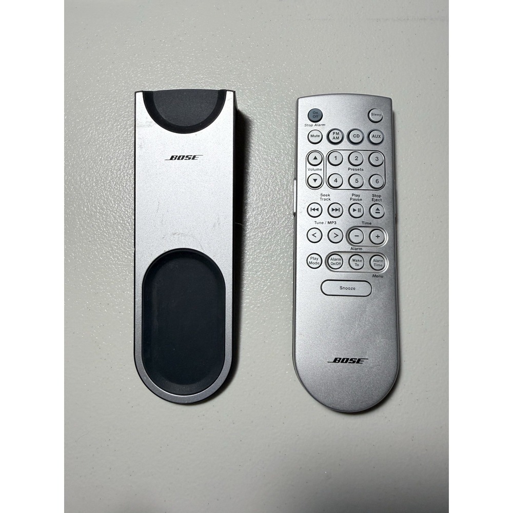 Bose Premium Backlit Silver Remote + Cradle‎ for BOSE Wave Music System III